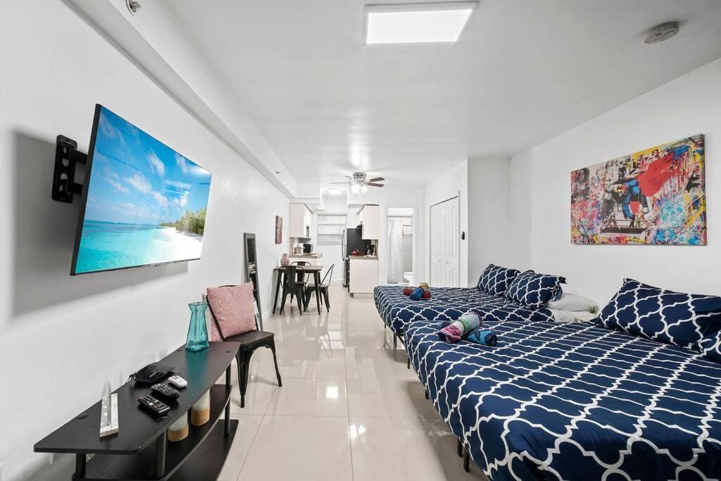 Apartment Escape 2 Beach, Ocean Dr Deco With 2 Queen Beds